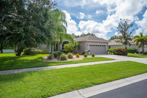 Villa ou maison à vendre à Englewood, Floride: 3 chambres, 202.62 m2 № 1351484 - photo 1