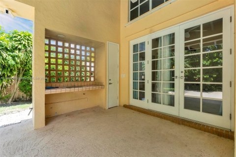 Villa ou maison à vendre à Palmetto Bay, Floride: 4 chambres, 310.94 m2 № 1331969 - photo 30