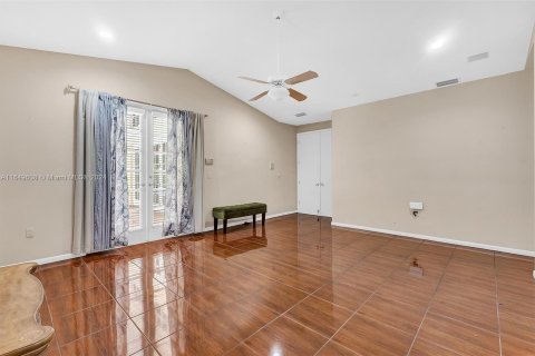 Villa ou maison à vendre à Palmetto Bay, Floride: 4 chambres, 310.94 m2 № 1331969 - photo 16