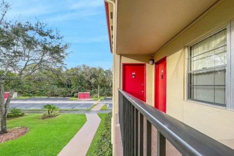 Condominio en venta en Pembroke Pines, Florida, 2 dormitorios, 108.32 m2 № 889968 - foto 4
