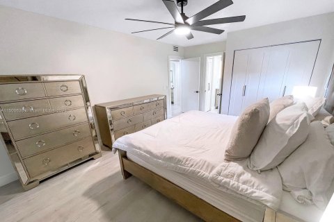 Condominio en venta en Pembroke Pines, Florida, 2 dormitorios, 108.32 m2 № 889968 - foto 18