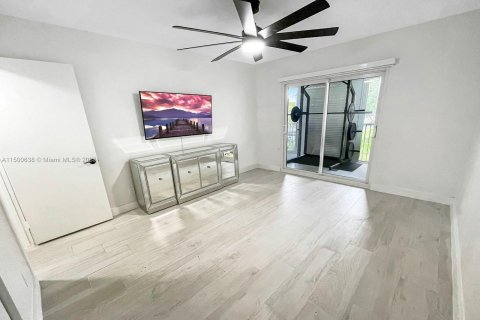 Condominio en venta en Pembroke Pines, Florida, 2 dormitorios, 108.32 m2 № 889968 - foto 22