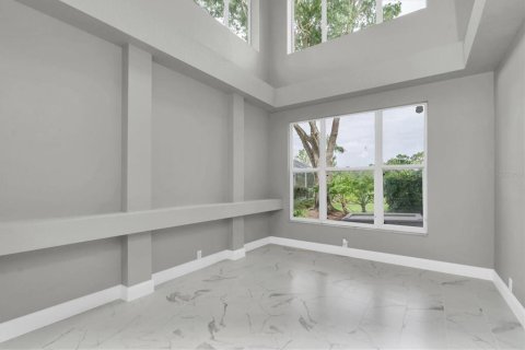 Villa ou maison à vendre à Tampa, Floride: 4 chambres, 270.62 m2 № 1274278 - photo 6