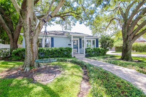 Villa ou maison à vendre à Tampa, Floride: 3 chambres, 125.51 m2 № 1357400 - photo 1