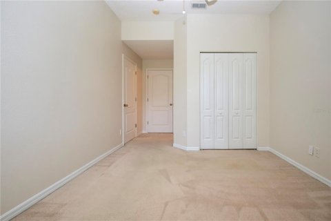 Condo in Sun City Center, Florida, 2 bedrooms  № 1357401 - photo 27