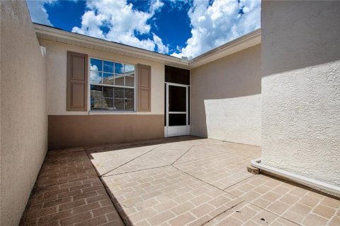 Condo in Sun City Center, Florida, 2 bedrooms  № 1357401 - photo 6