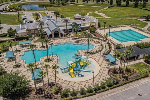 Villa ou maison à louer à Land O' Lakes, Floride: 3 chambres, 149.76 m2 № 1357435 - photo 2