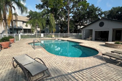 Townhouse in Tampa, Florida 3 bedrooms, 127.09 sq.m. № 1357472 - photo 21