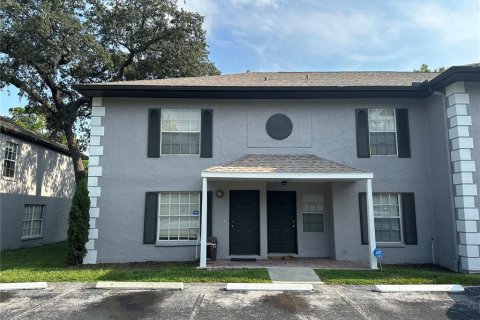 Adosado en venta en Tampa, Florida, 3 dormitorios, 127.09 m2 № 1357472 - foto 1