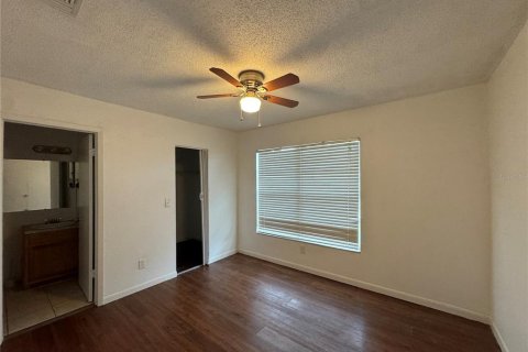 Adosado en venta en Tampa, Florida, 3 dormitorios, 127.09 m2 № 1357472 - foto 15