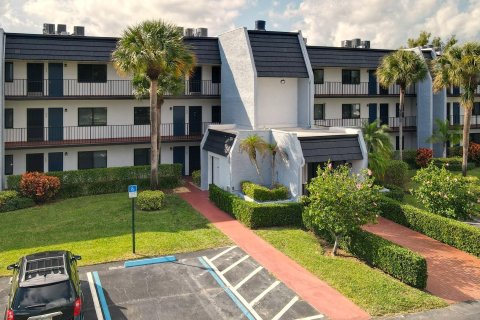 Condominio en venta en Lake Worth, Florida, 2 dormitorios, 90.86 m2 № 805284 - foto 13