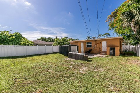 Villa ou maison à vendre à Fort Lauderdale, Floride: 4 chambres, 111.3 m2 № 1170364 - photo 14