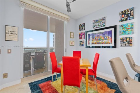 Condo in Aventura, Florida, 3 bedrooms  № 1423276 - photo 22