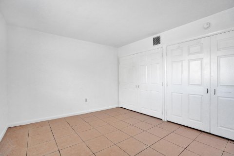 Снять в аренду квартиру в Норт-Майами, Флорида 1 спальня, 56.48м2, № 823071 - фото 7