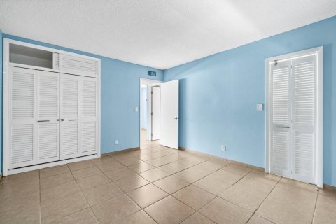 Copropriété à vendre à Pompano Beach, Floride: 1 chambre, 62.24 m2 № 1182572 - photo 4