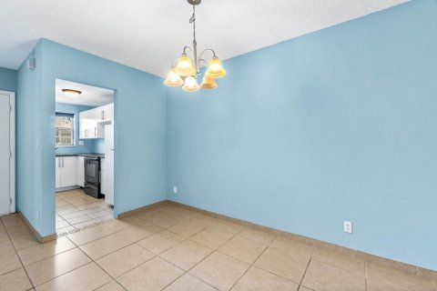 Copropriété à vendre à Pompano Beach, Floride: 1 chambre, 62.24 m2 № 1182572 - photo 11