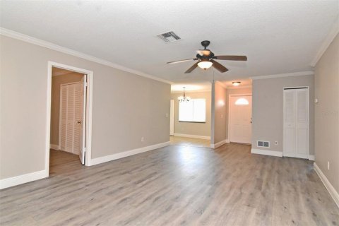 Touwnhouse à vendre à Orlando, Floride: 3 chambres, 103.86 m2 № 1398545 - photo 3