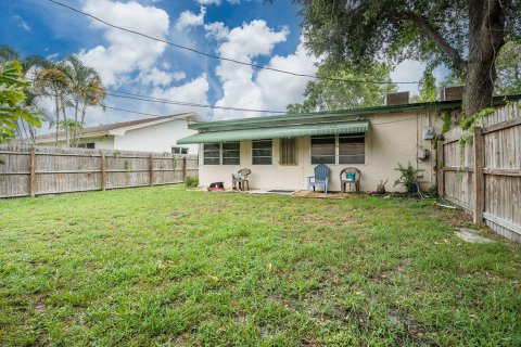 Townhouse in Jupiter, Florida 2 bedrooms, 98.01 sq.m. № 1228865 - photo 11