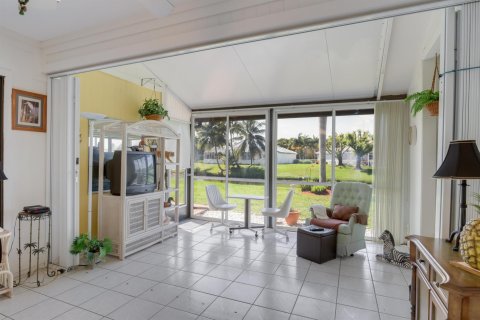 Villa ou maison à vendre à West Palm Beach, Floride: 2 chambres, 116.78 m2 № 1228867 - photo 19