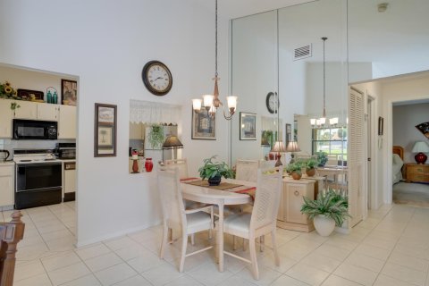 Villa ou maison à vendre à West Palm Beach, Floride: 2 chambres, 116.78 m2 № 1228867 - photo 25