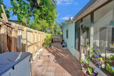 Casa en venta en Pompano Beach, Florida, 3 dormitorios, 103.77 m2 № 1098802 - foto 24