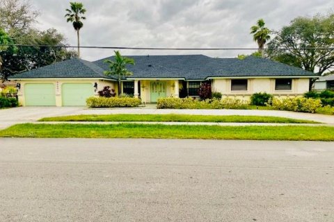 Villa ou maison à vendre à West Park, Floride: 3 chambres, 228.26 m2 № 1221188 - photo 1