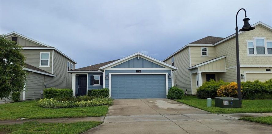 Casa en Kissimmee, Florida 3 dormitorios, 133.04 m2 № 1308888