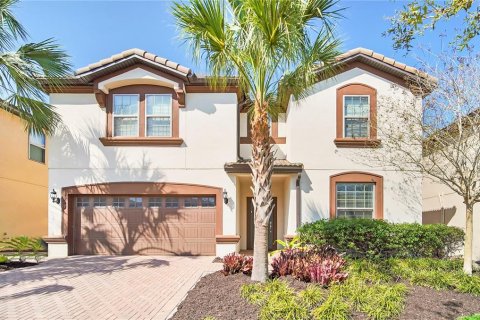 Casa en venta en Kissimmee, Florida, 9 dormitorios, 407.93 m2 № 1308942 - foto 5