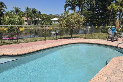 Casa en venta en Boca Raton, Florida, 4 dormitorios, 126.07 m2 № 1315502 - foto 19