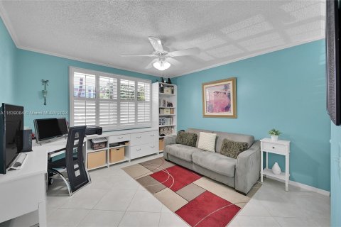 Condo in Sunrise, Florida, 2 bedrooms  № 1315501 - photo 10