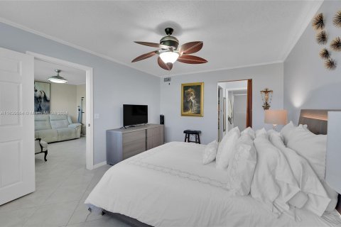 Condo in Sunrise, Florida, 2 bedrooms  № 1315501 - photo 22