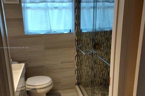 Condo in Miami Beach, Florida, 1 bedroom  № 784555 - photo 22