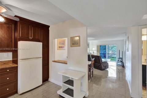 Copropriété à vendre à Pembroke Pines, Floride: 2 chambres, 108.7 m2 № 1145341 - photo 6