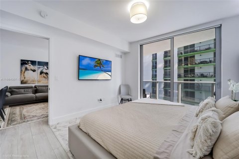 Condo in Miami, Florida, 1 bedroom  № 1386085 - photo 8