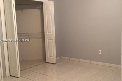 House in Miami, Florida 1 bedroom, 65.96 sq.m. № 1386173 - photo 3