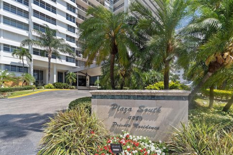 Condominio en venta en Fort Lauderdale, Florida, 1 dormitorio, 134.71 m2 № 1177088 - foto 2