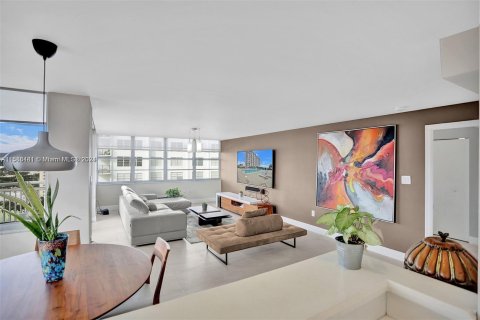 Condo in Aventura, Florida, 4 bedrooms  № 1235228 - photo 29