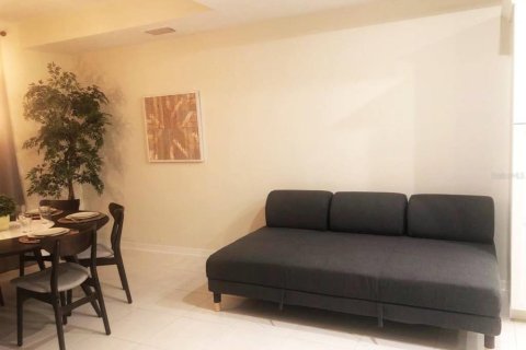Condominio en venta en Kissimmee, Florida, 2 dormitorios, 111.11 m2 № 653688 - foto 6