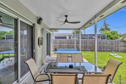 Casa en venta en Hollywood, Florida, 2 dormitorios, 143.72 m2 № 1345693 - foto 30