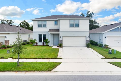 Villa ou maison à vendre à Kissimmee, Floride: 5 chambres, 269.42 m2 № 1341461 - photo 1