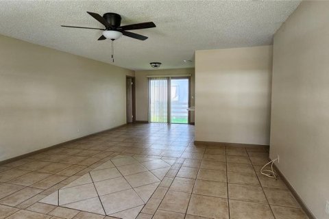 Casa en venta en Okeechobee, Florida, 3 dormitorios, 122.35 m2 № 620699 - foto 10