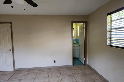 Casa en venta en Okeechobee, Florida, 3 dormitorios, 122.35 m2 № 620699 - foto 27