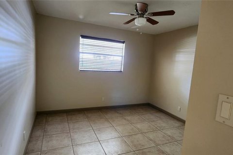 Casa en venta en Okeechobee, Florida, 3 dormitorios, 122.35 m2 № 620699 - foto 20