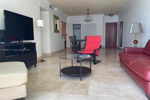 Condo in Hollywood, Florida, 1 bedroom  № 1378591 - photo 6