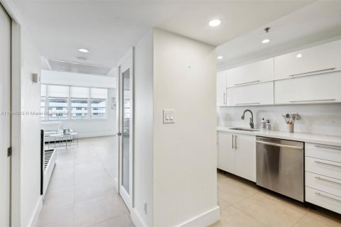 Copropriété à vendre à Miami Beach, Floride: 51.1 m2 № 1378594 - photo 17