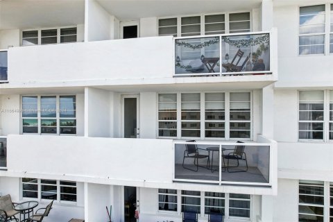 Copropriété à vendre à Miami Beach, Floride: 51.1 m2 № 1378594 - photo 20