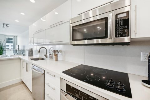 Condominio en venta en Miami Beach, Florida, 51.1 m2 № 1378594 - foto 5