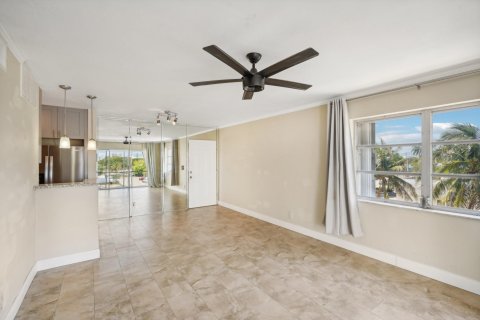 Condo in Oakland Park, Florida, 1 bedroom  № 1207585 - photo 26