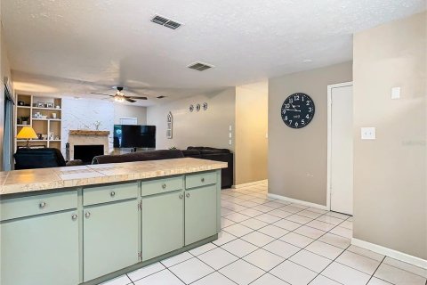 House in Brandon, Florida 4 bedrooms, 204.38 sq.m. № 1382774 - photo 20