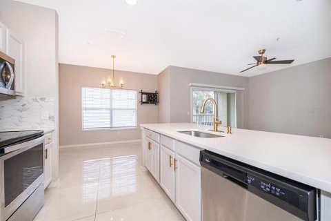 Copropriété à vendre à Orlando, Floride: 2 chambres, 116.13 m2 № 1382772 - photo 8